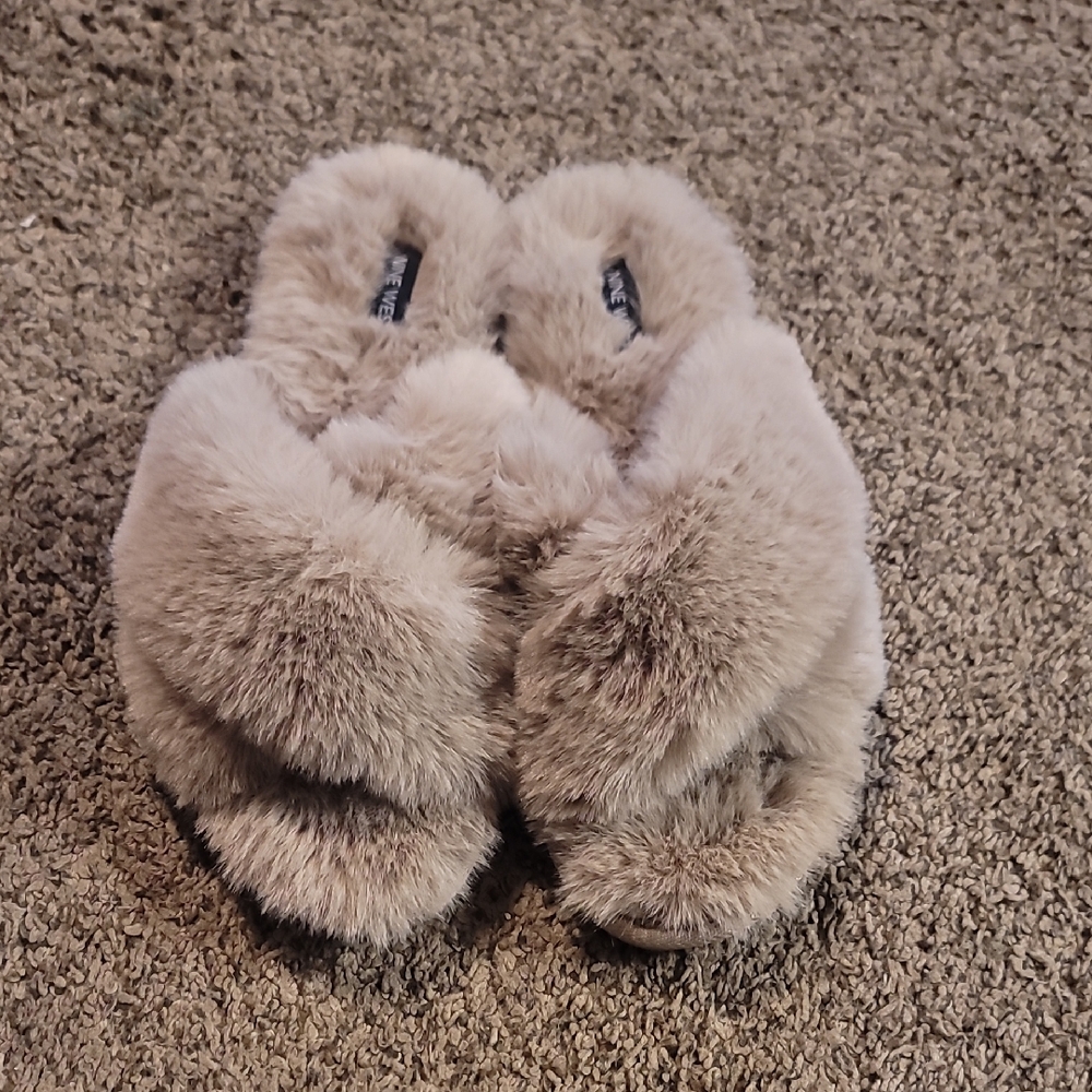 Nine West Cream Faux Fur Slippers